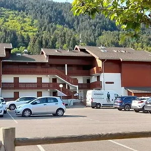 bernex-studio-au-calme-parking-priv.hotels-rhonealpes.com/
